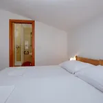 With Parking Space - 21593 Apartamento Vodice