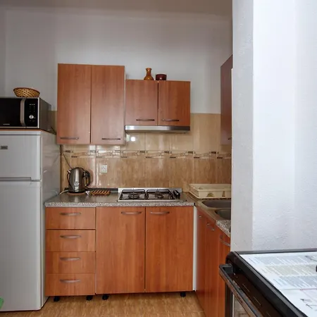 With Parking Space - 21593 Apartman