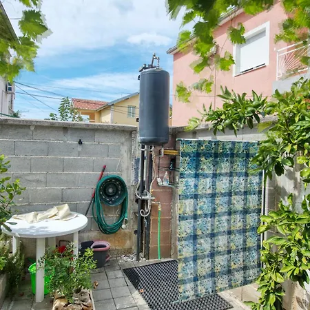 With Parking Space - 21593 아파트 *