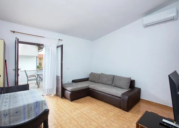 아파트 With Parking Space - 21593