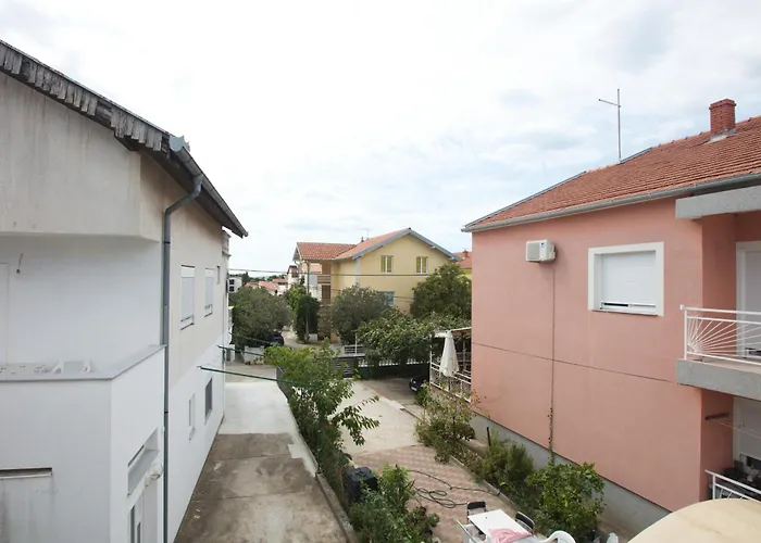 Appartement With Parking Space - 21593 *